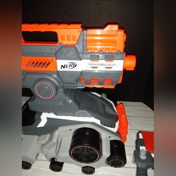 Nerf N-Strike Elite Terrascout Drone w/ Controller & Battery Missing Wheel Bands - Picture 4 of 14